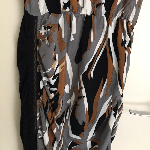 Brand New Dress - Picture 3 of 8